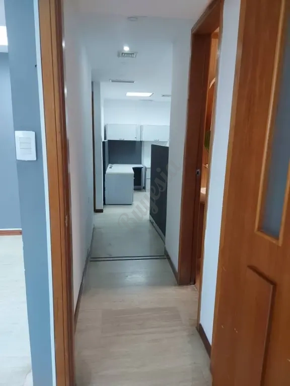 Oficina Centro Corporativo La Viña Plaza