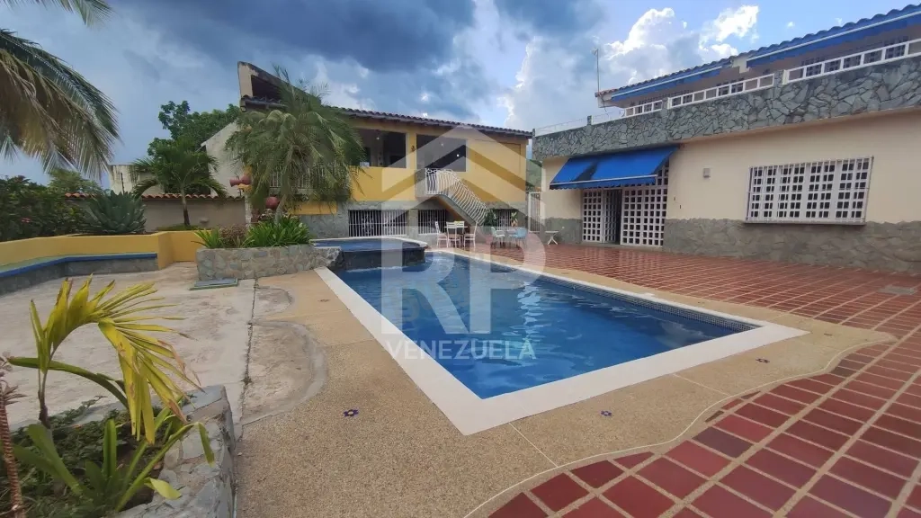CAC-003 CASA QUINTA EN VENTA EN BAHÍA DE BUCHE MARGARITA