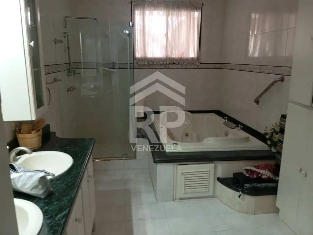COC-001 CASA EN VENTA EN URB. VILLA CONSUELO AV ESPAÑA (TACHIRA)