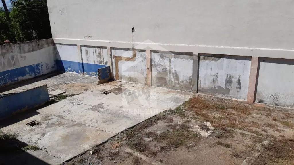 SGT-146 Terreno en Venta con Bienhechuria en Tucacas