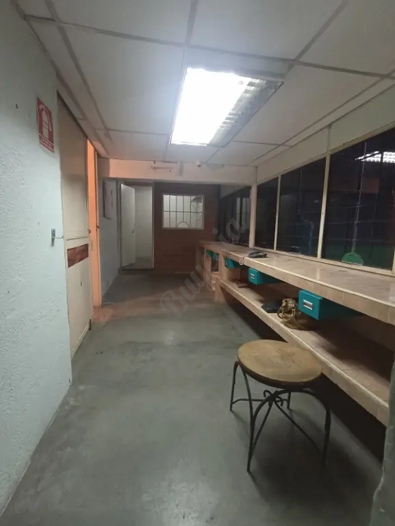 Local Comercial en Av. Michelena, Valencia