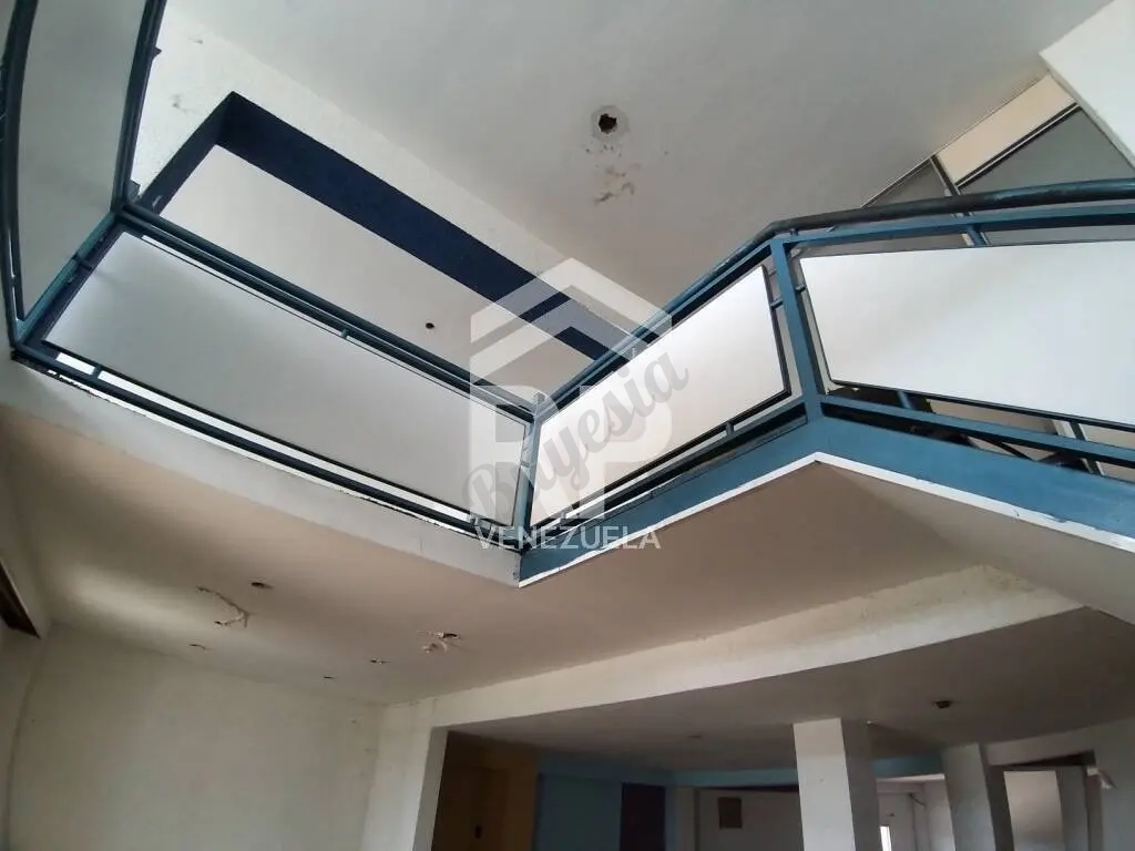 SGG-044 Galpón Industrial En Venta o Alquiler en Calle Comercio De Caj