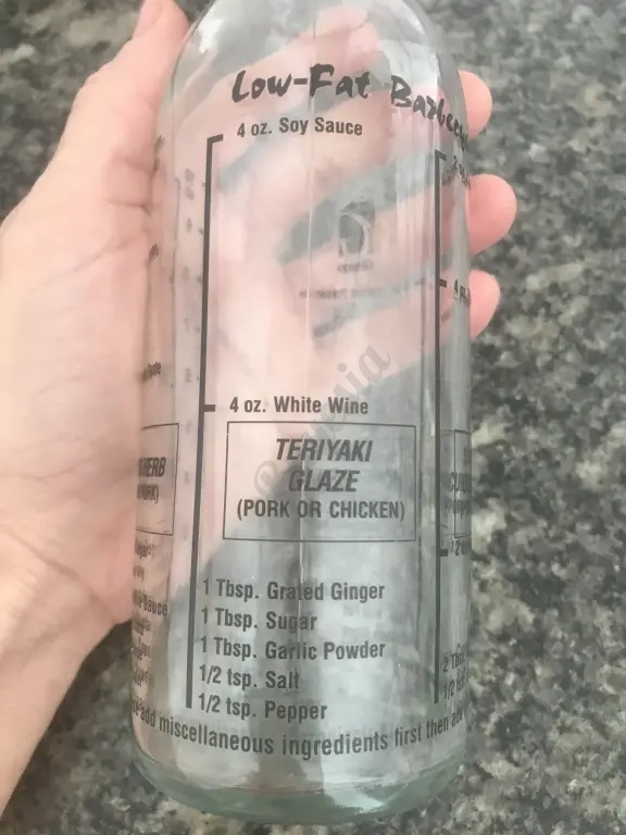 Botella mezcladora para hacer salsas