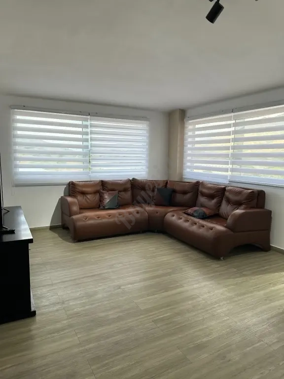 Lujoso Penthouse en Res San Francisco, San Diego