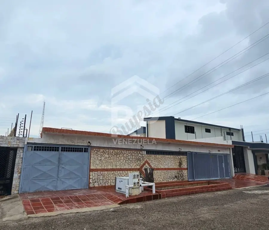 PLC-012 Casa en Venta en Zona Norte, Maracaibo