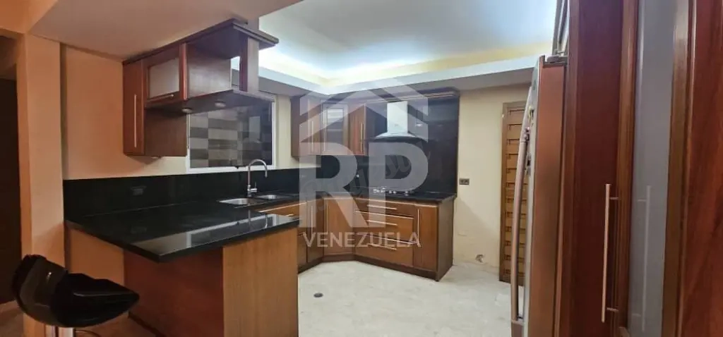 PLC-011 Townhouse en Venta en Conjunto Residencial Punta Araya, Maraca