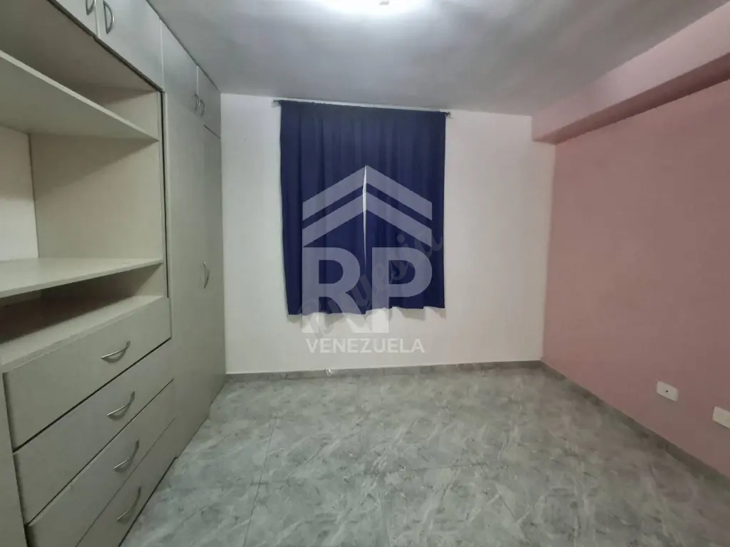 CRC-002 Townhouse en Venta en Colinas del Viento, Barquisimeto