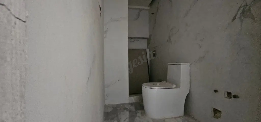 Se vende hermoso Apartamento, ubicado en el Sector La Lago, para diseñar a tu gusto, Maracaibo.