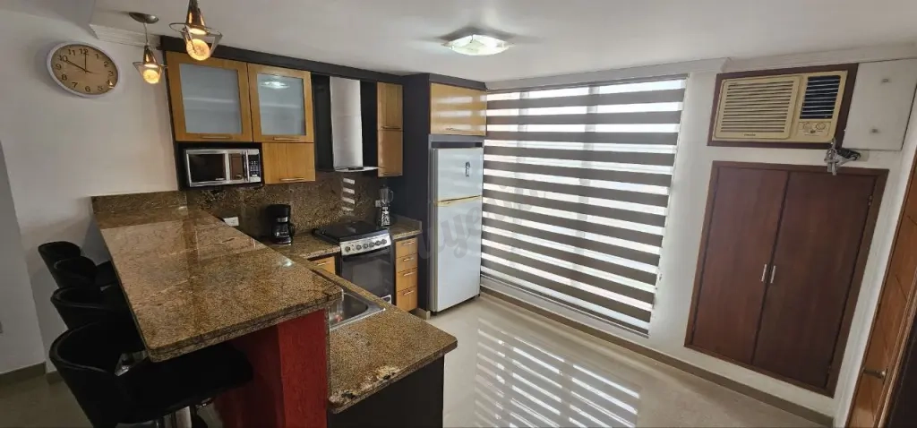 Se Vende Apartamento ubicado Sector Santa María, Piso Alto, Maracaibo.