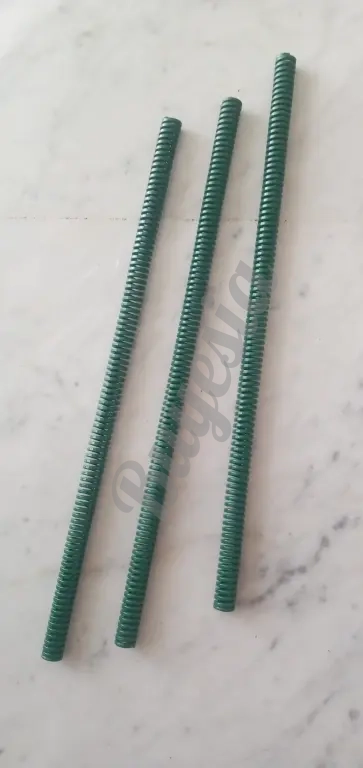 Resorte color verde de cromo vanadio para troquel o moldes.