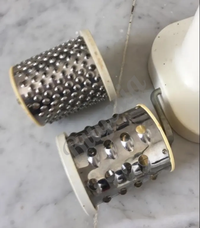 Rallador de queso para mesa