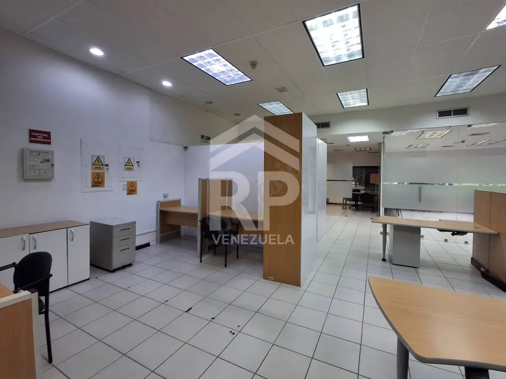CRL-001 Oficina en Alquiler en el Centro de Barquisimeto