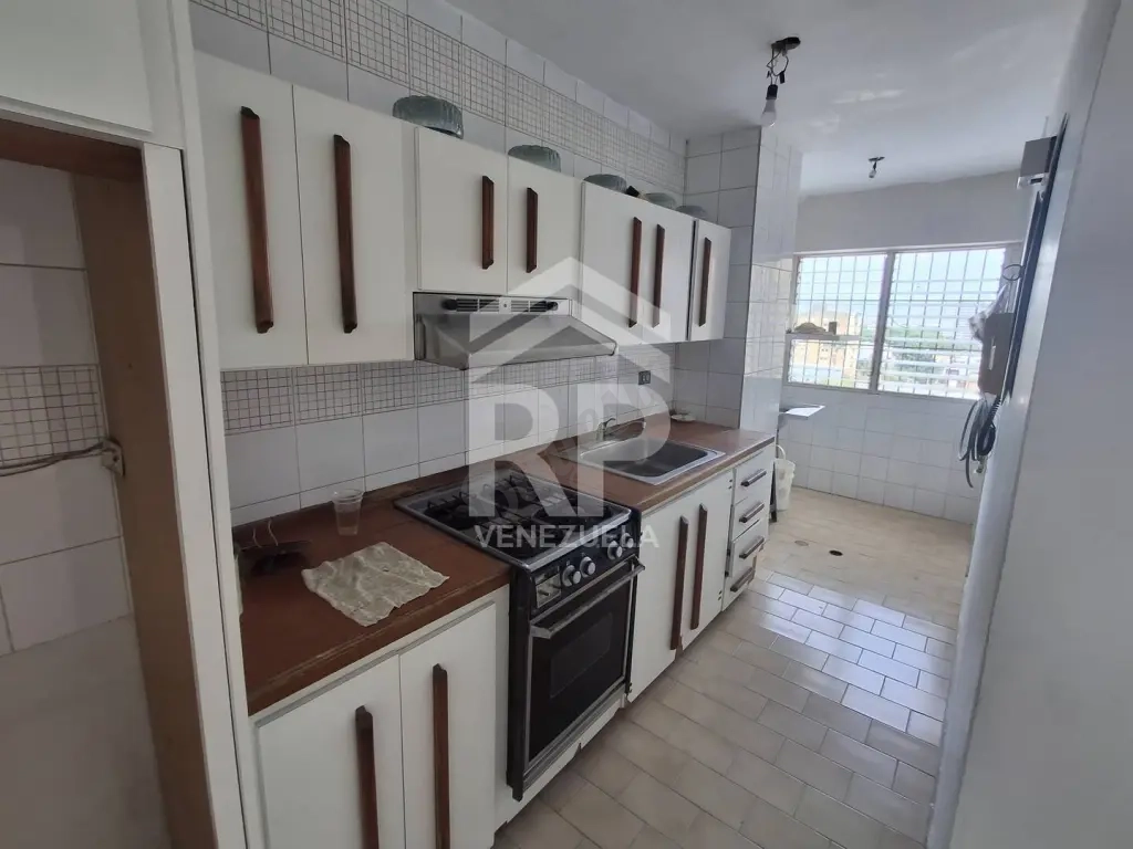 CRA-004 Apartamento en Venta en la Av. Pedro León Torres, Barquisimeto