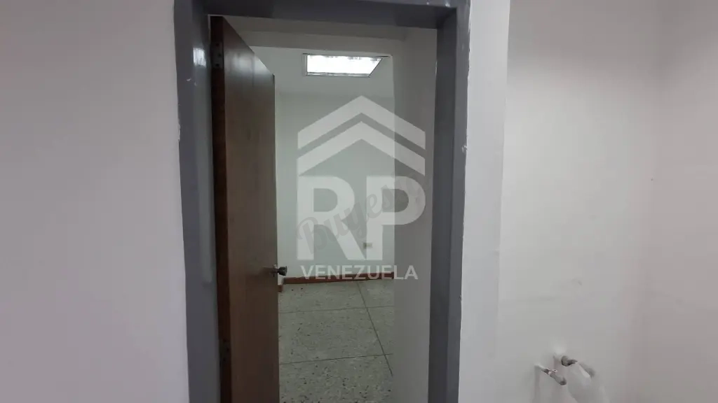 CRL-006 Local en Venta o Alquiler en Cabudare, Estado Lara