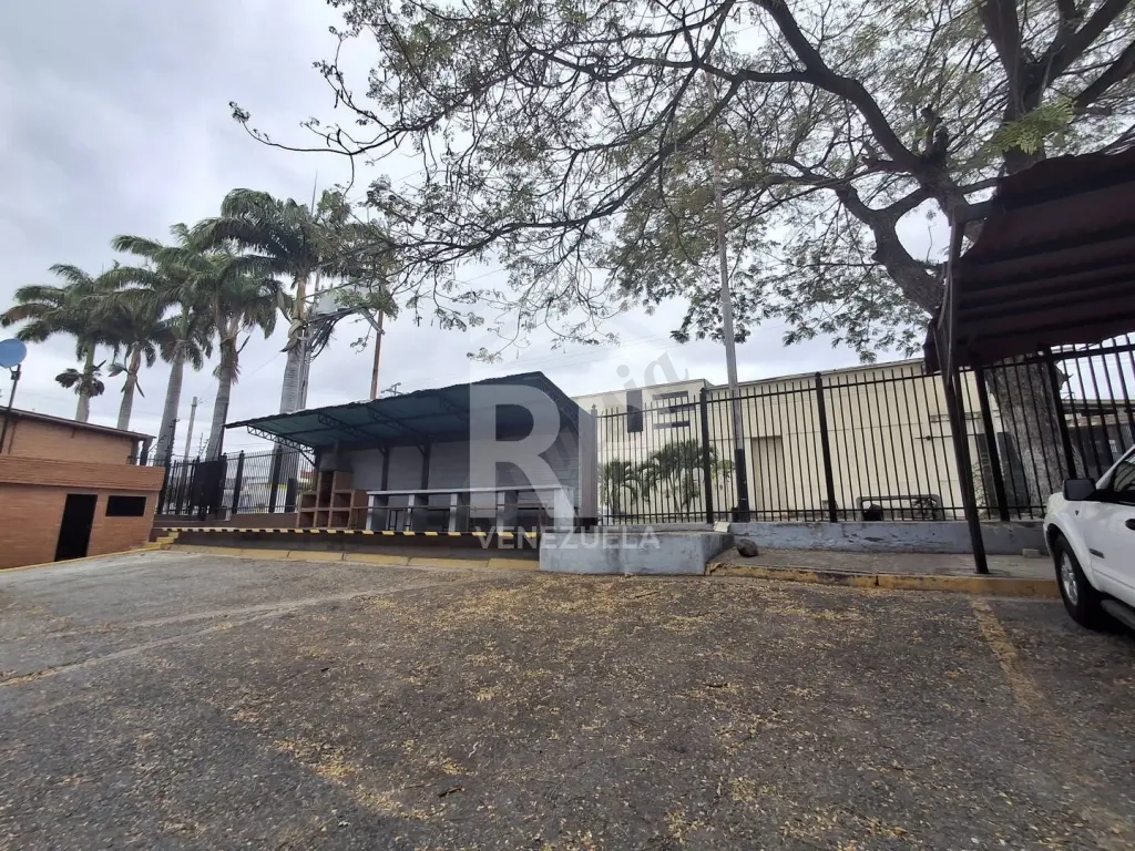CRG-003 Galpón en Venta o Alquiler en Zona Industrial II, Barquisimeto