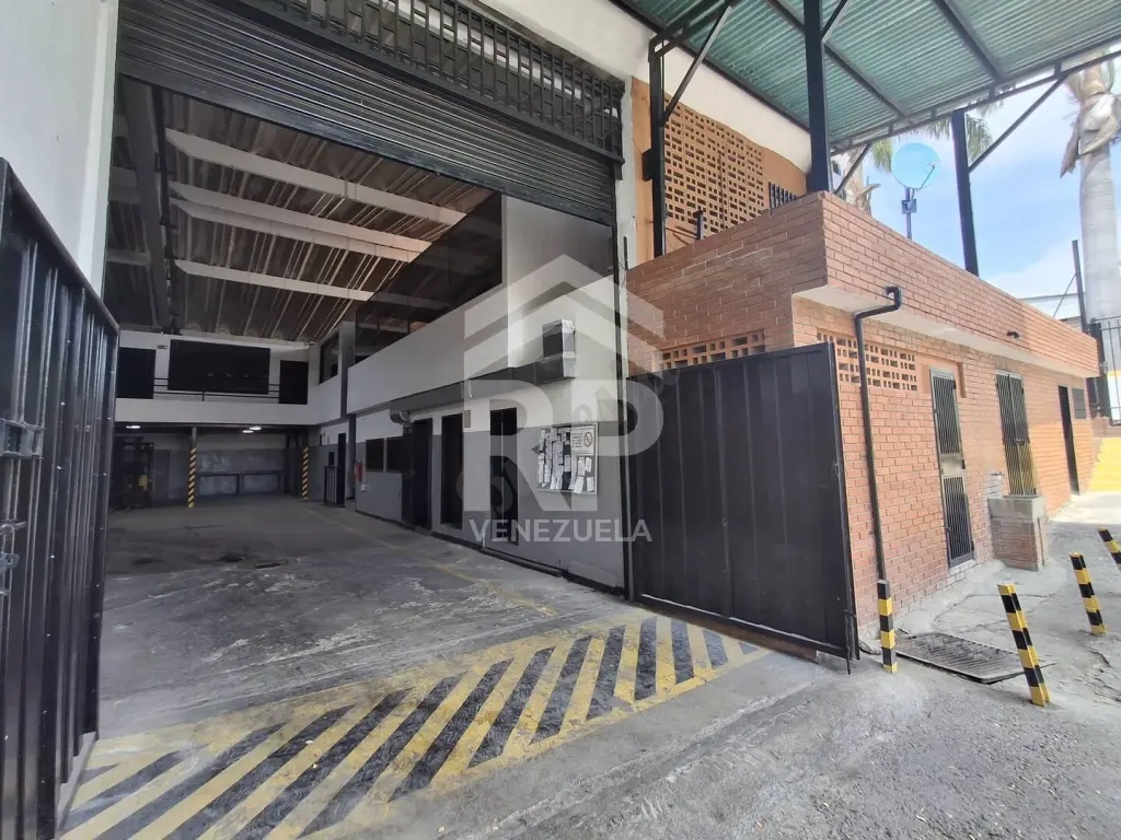CRG-003 Galpón en Venta o Alquiler en Zona Industrial II, Barquisimeto