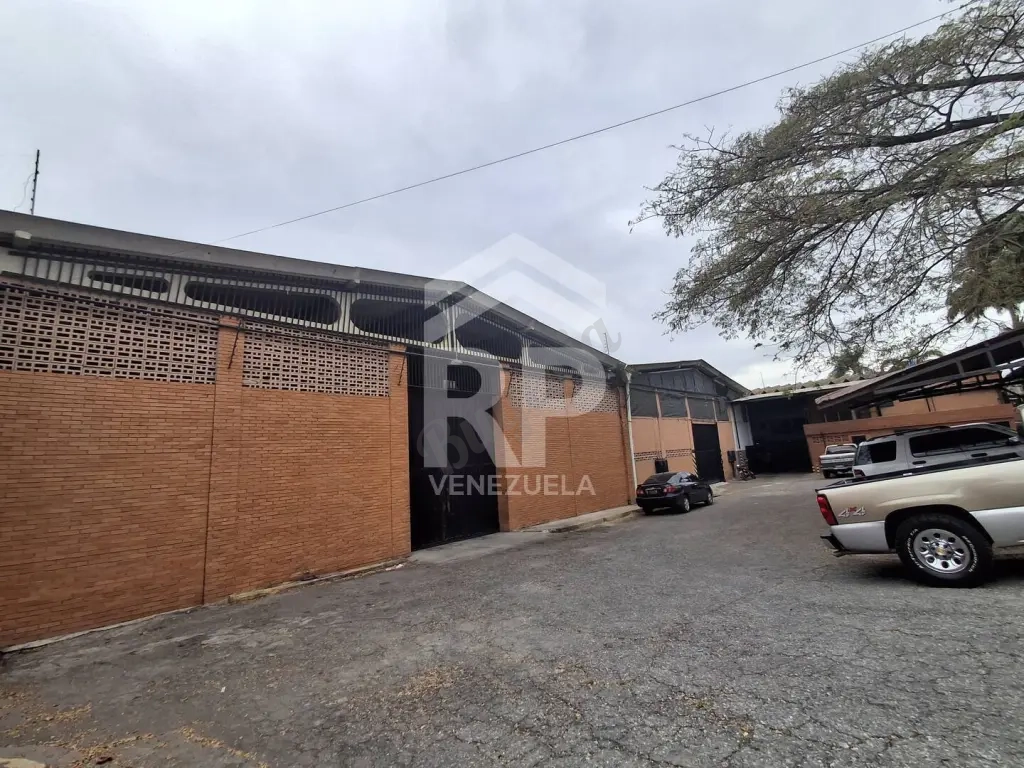CRG-003 Galpón en Venta o Alquiler en Zona Industrial II, Barquisimeto