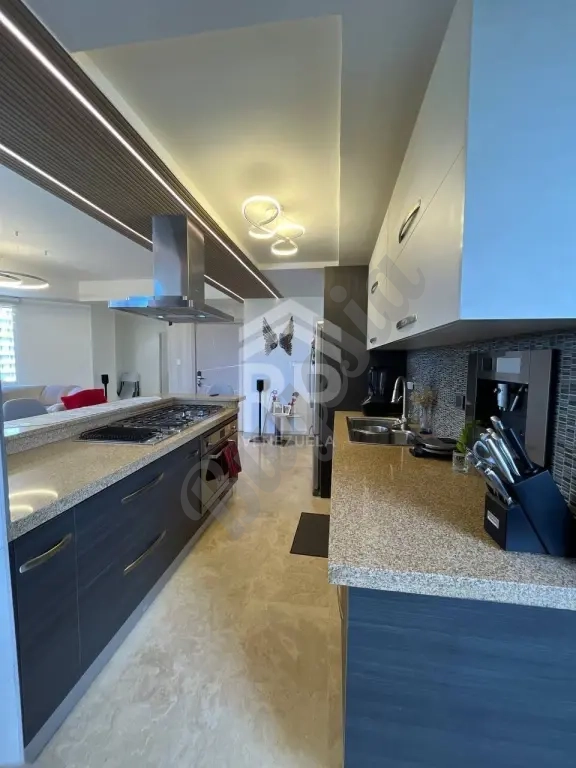 PLA-012 VENTA DE APARTAMETO EN EDIFICIO PUERTO VALLARTA SECTOR DON BOS