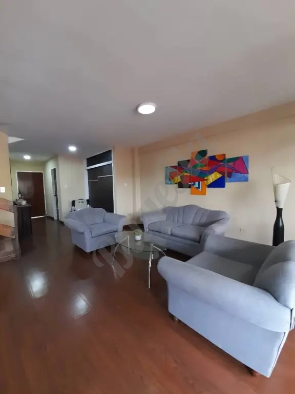 Apartamento de 3 niveles en Cagua, edo. Aragua. Venta. AP-CCA-AR-23