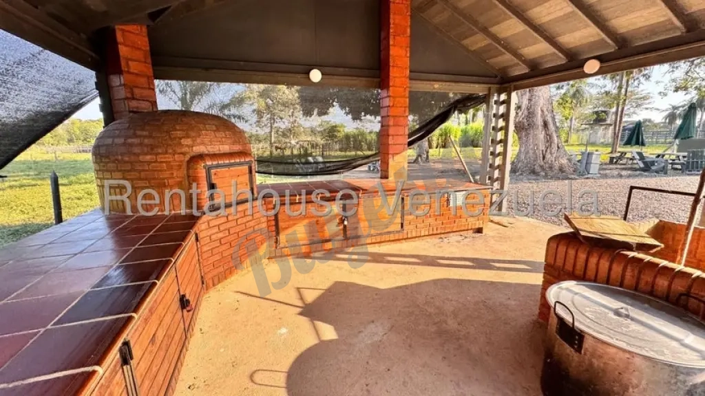 SE VENDE FINCA GUANARE SECTOR LICETA
