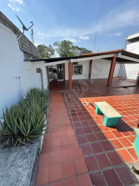 CASA URB HATO MODELO GUANARE