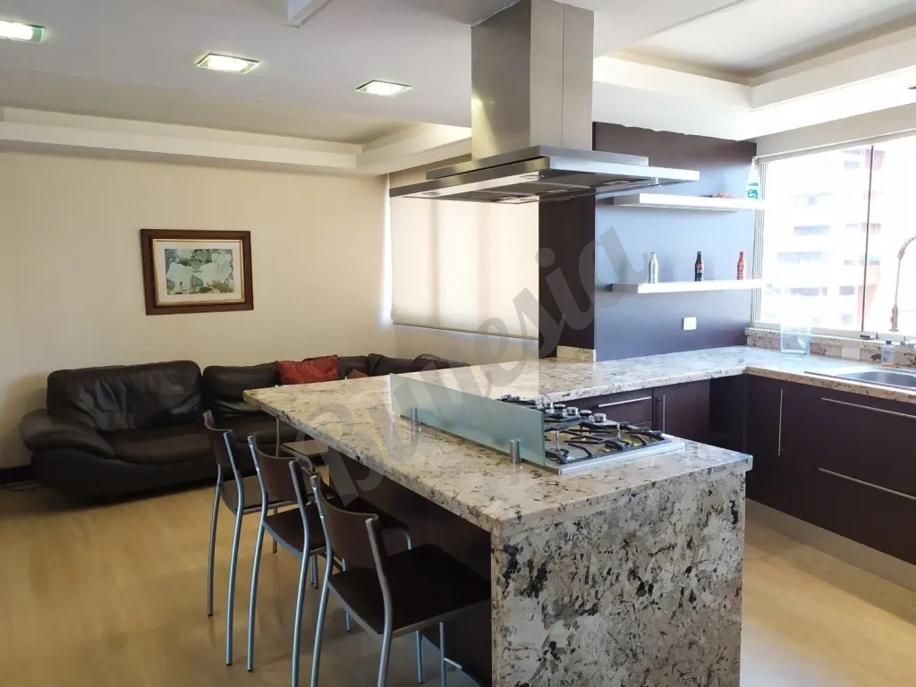 Apartamento, El Parral $180,000
