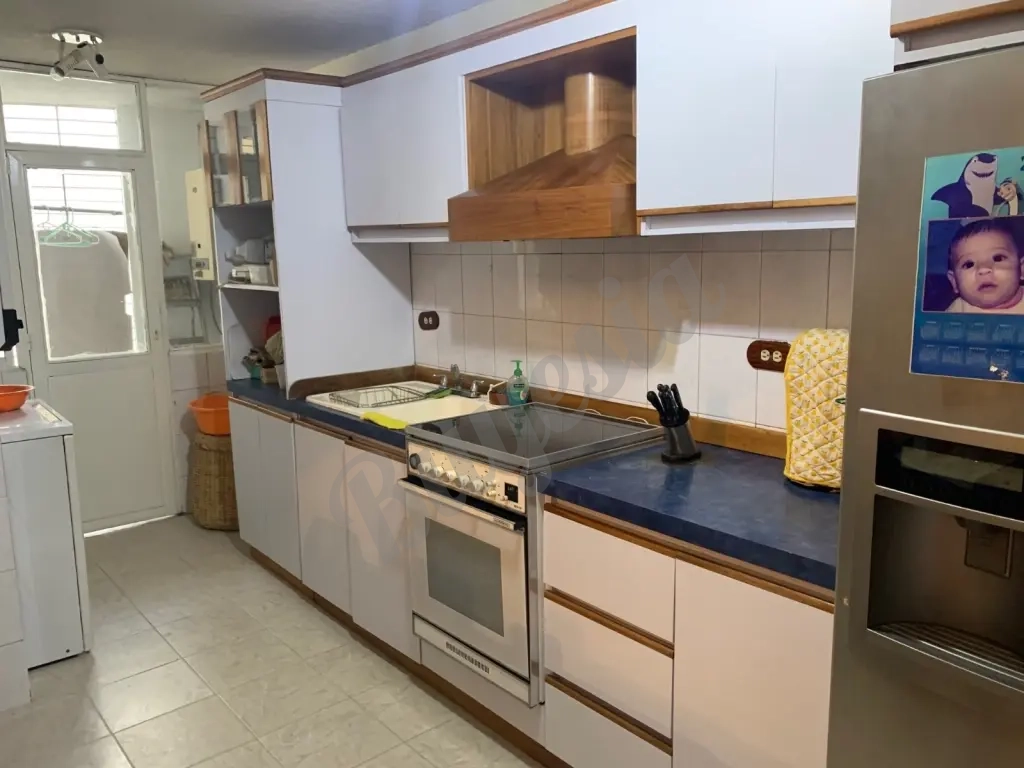 Comodo Apartamento Urb. Los mangos