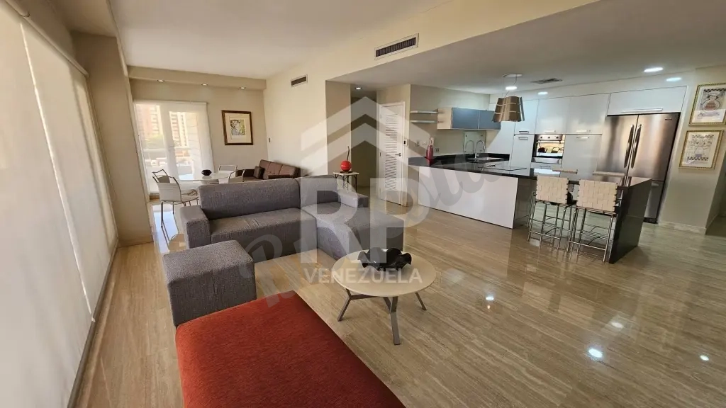 PLA-021 Apartamento en Venta o Alquiler en el Sector La Lago, Maracaib