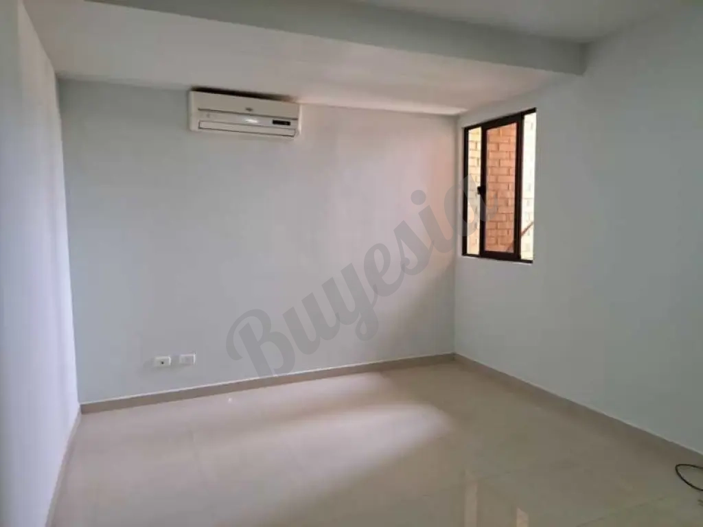 Apartamento en Urb Mañongo $45,000