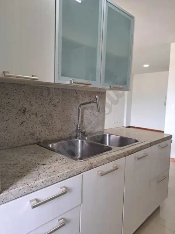 Apartamento en Urb Mañongo $45,000