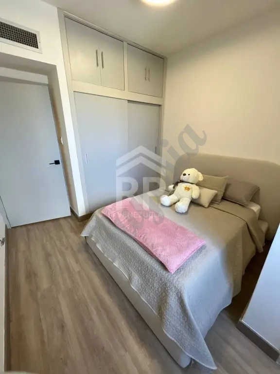 PLA-012 VENTA DE APARTAMETO EN EDIFICIO PUERTO VALLARTA SECTOR DON BOS