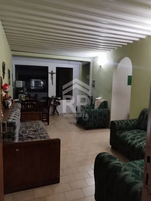 COA-002 Apartamento en Venta en el Sector Los Teques, San Cristobal