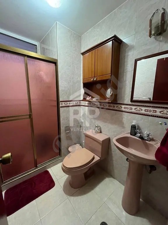 PLA-015 APARTAMENTO EN VENTA EN EL SECTOR AMPARO MARACAIBO