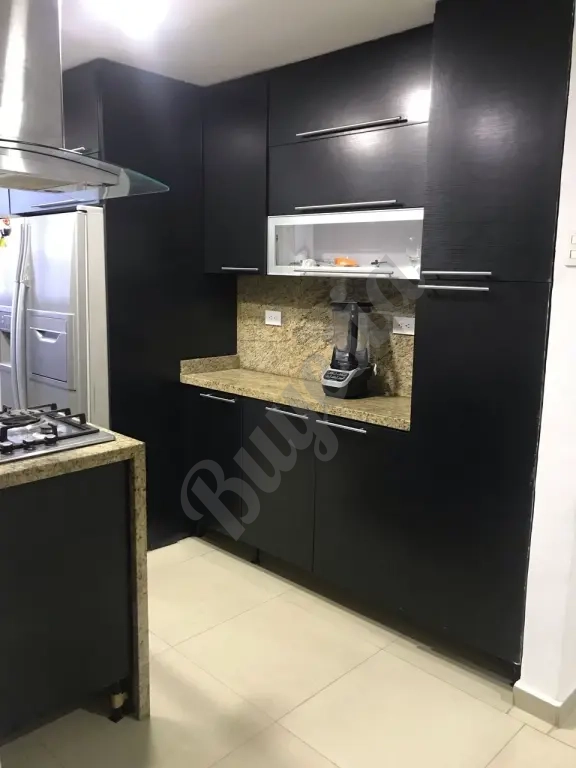 Apartamento Amplio con 103 Mt2- Remodelado a a 50 mts de pádel Club L