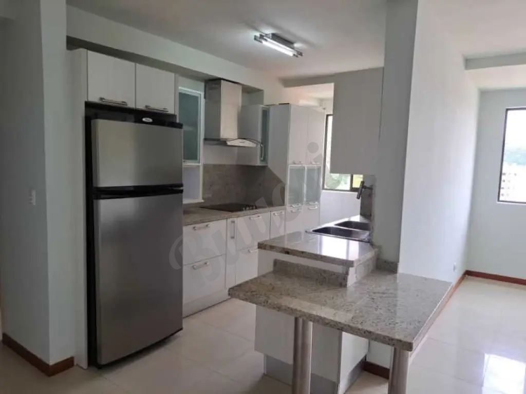 Apartamento en Urb Mañongo $45,000
