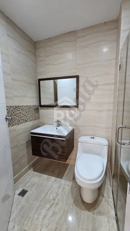 PLA-021 Apartamento en Venta o Alquiler en el Sector La Lago, Maracaib
