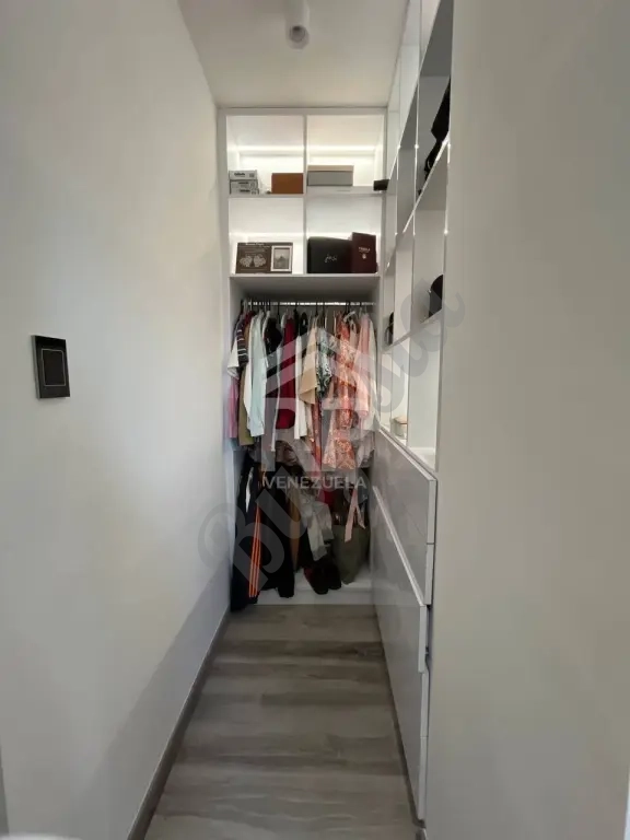PLA-012 VENTA DE APARTAMETO EN EDIFICIO PUERTO VALLARTA SECTOR DON BOS