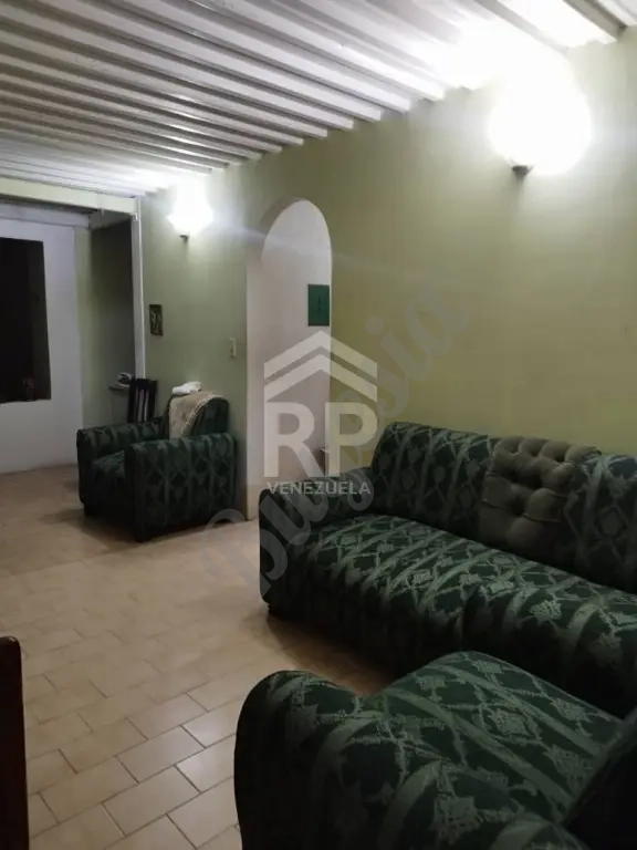 COA-002 Apartamento en Venta en el Sector Los Teques, San Cristobal