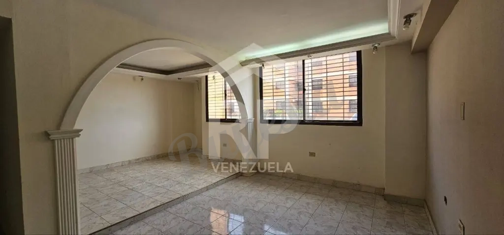 PLA-023 Apartamento en Venta en Zona Norte, Maracaibo