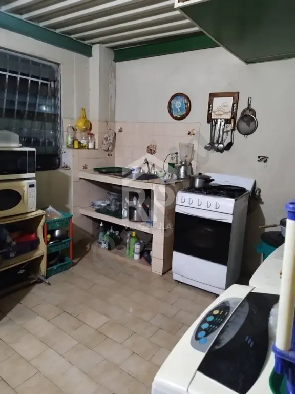 COA-002 Apartamento en Venta en el Sector Los Teques, San Cristobal