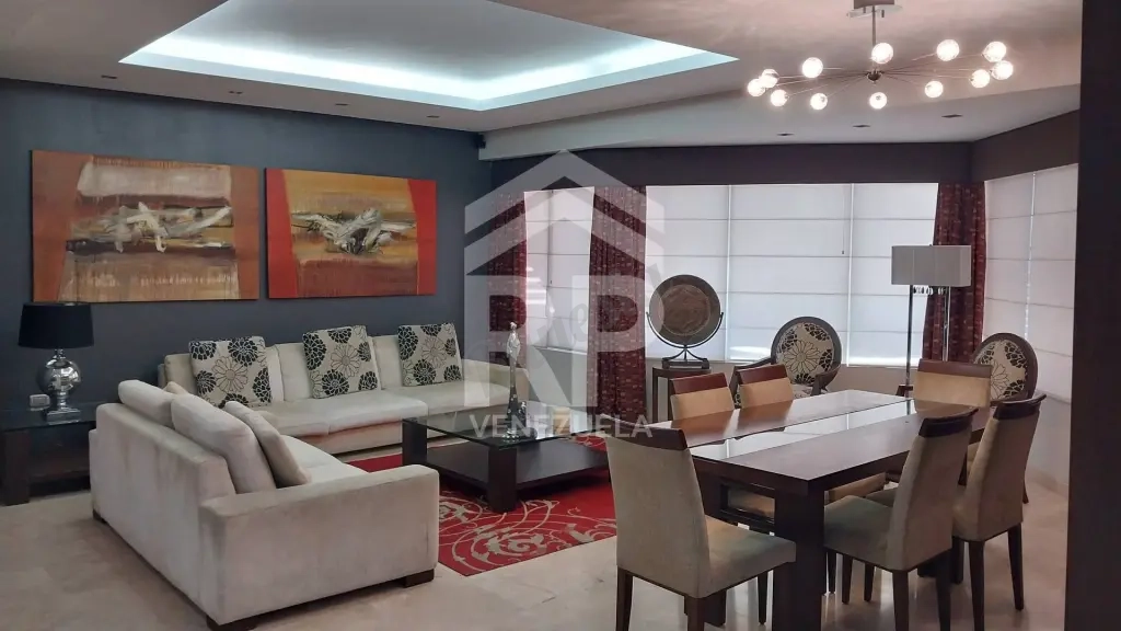 PLA-029 Apartamento en Venta en el Sector La Lago, Maracaibo