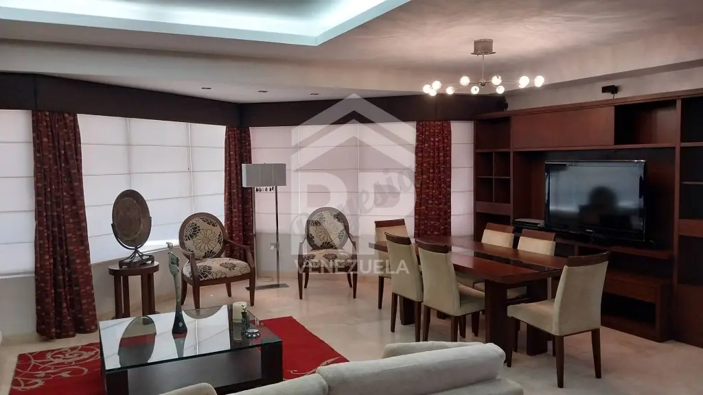 PLA-029 Apartamento en Venta en el Sector La Lago, Maracaibo