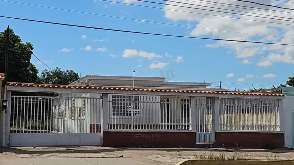 Casa en venta. ubicación inmediatez al Angelito de Amparo, Maracaibo.