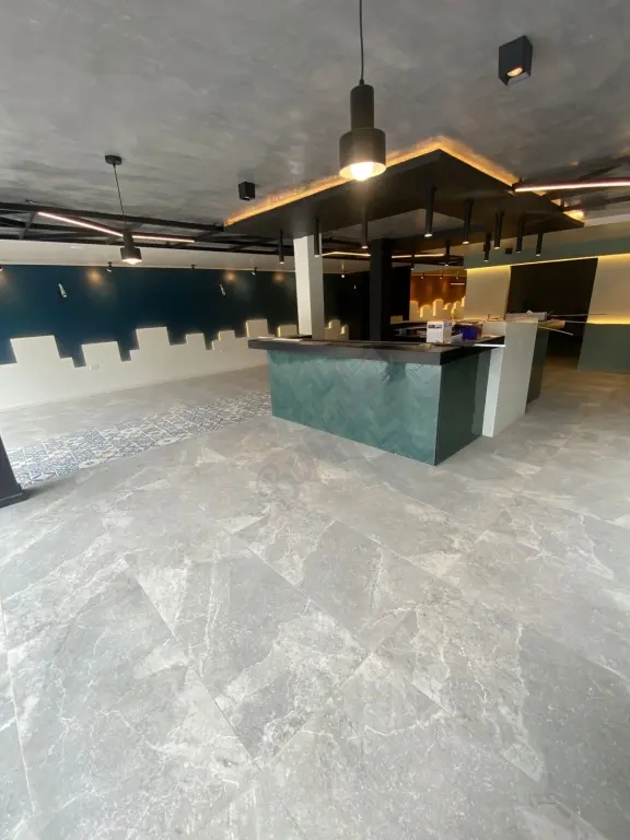 Local comercial en arriendo – ideal para negocios en Loja, Ecuador ~Property for Rent – Ideal for Business in Loja, Ecuador