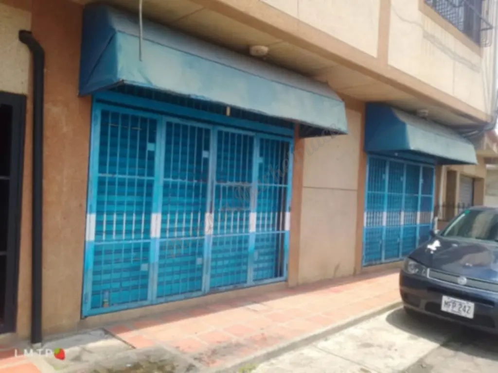 Venta de local 166mts2 con licorería en su interior higuerote