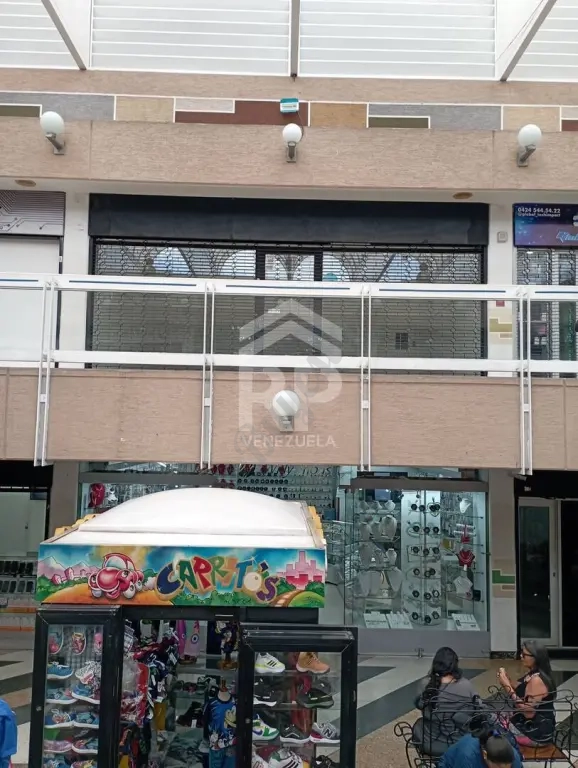 CRL-004 Local Comercial en Venta en el CC BarquiCenter, Barquisimeto