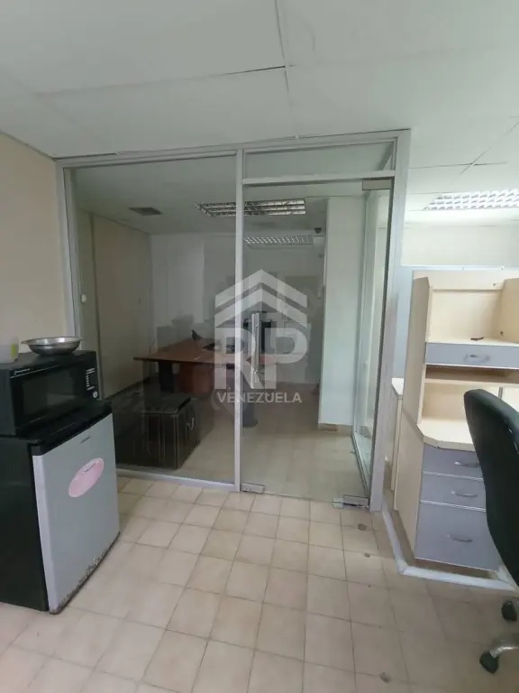 CRL-005 Oficina En Alquiler en el Edificio La Previsora, Barquisimeto