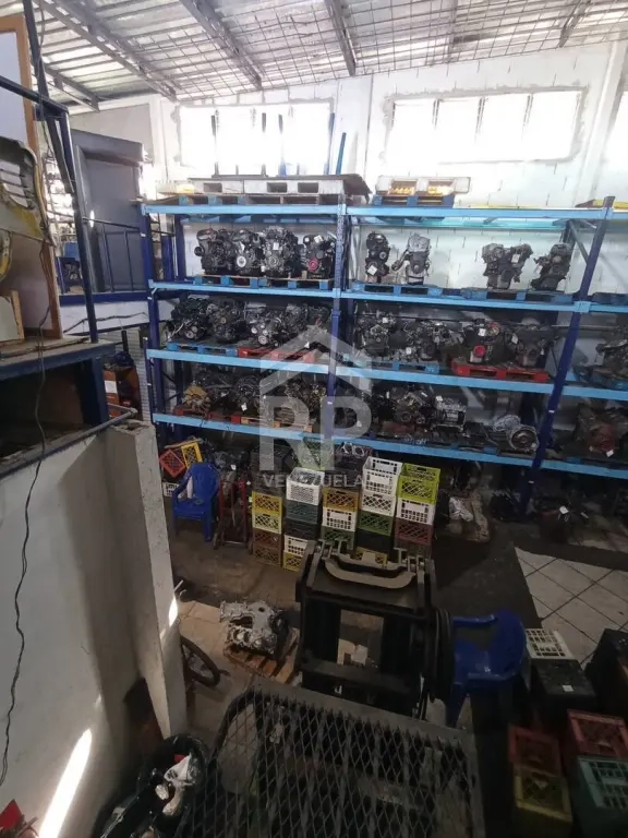 CRFC-001 Fondo de Comercio con Local de Auto Repuestos en Venta, Lara