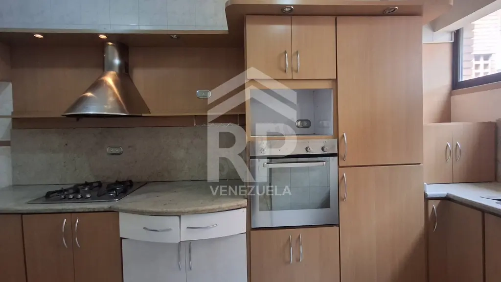 CRA-002 Apartamento en Venta en Centro Oeste, Barquisimeto