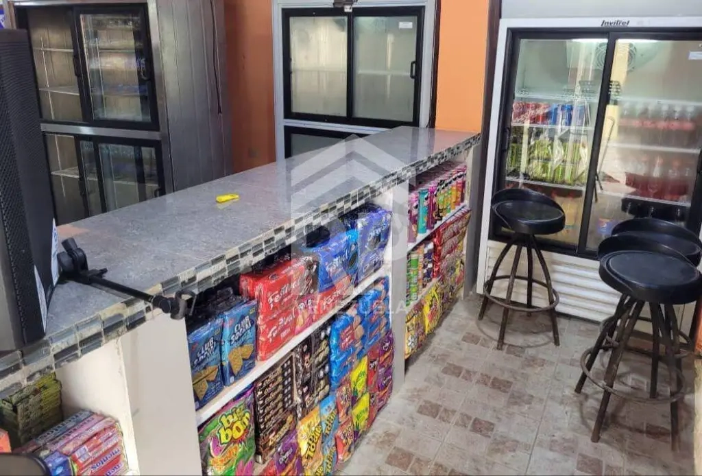 POSADA A POCOS METROS DE LA PLAYA EN ADICORA, PARAGUANA FALCÓN